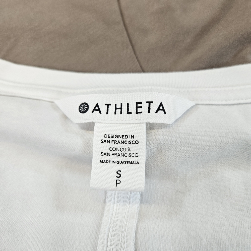 Lot Of 3 Athleta Shirts Womens Small Short Sleeve Tan Gray And White - Picture 10 of 13